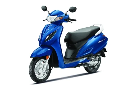 Scooty on Rent at Cheap Price Activa